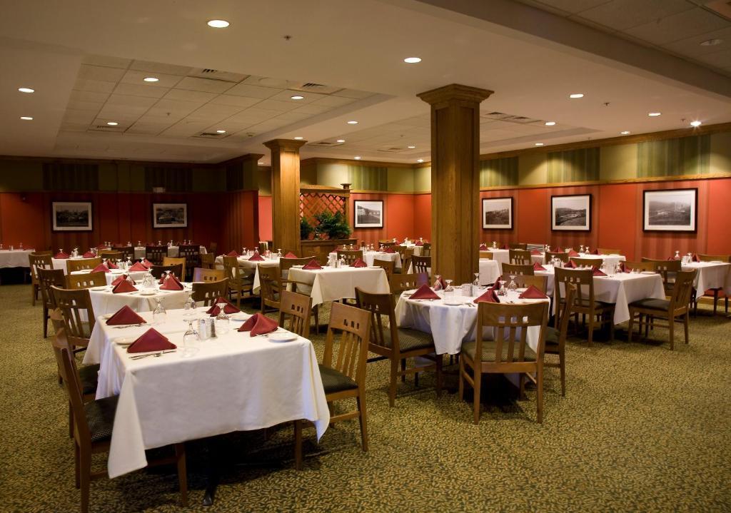 Grand Summit Hotel 웨스트 도버 외부 사진