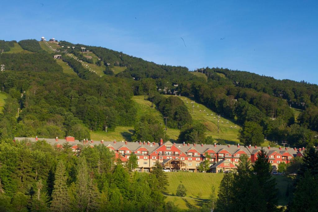 Grand Summit Hotel 웨스트 도버 외부 사진
